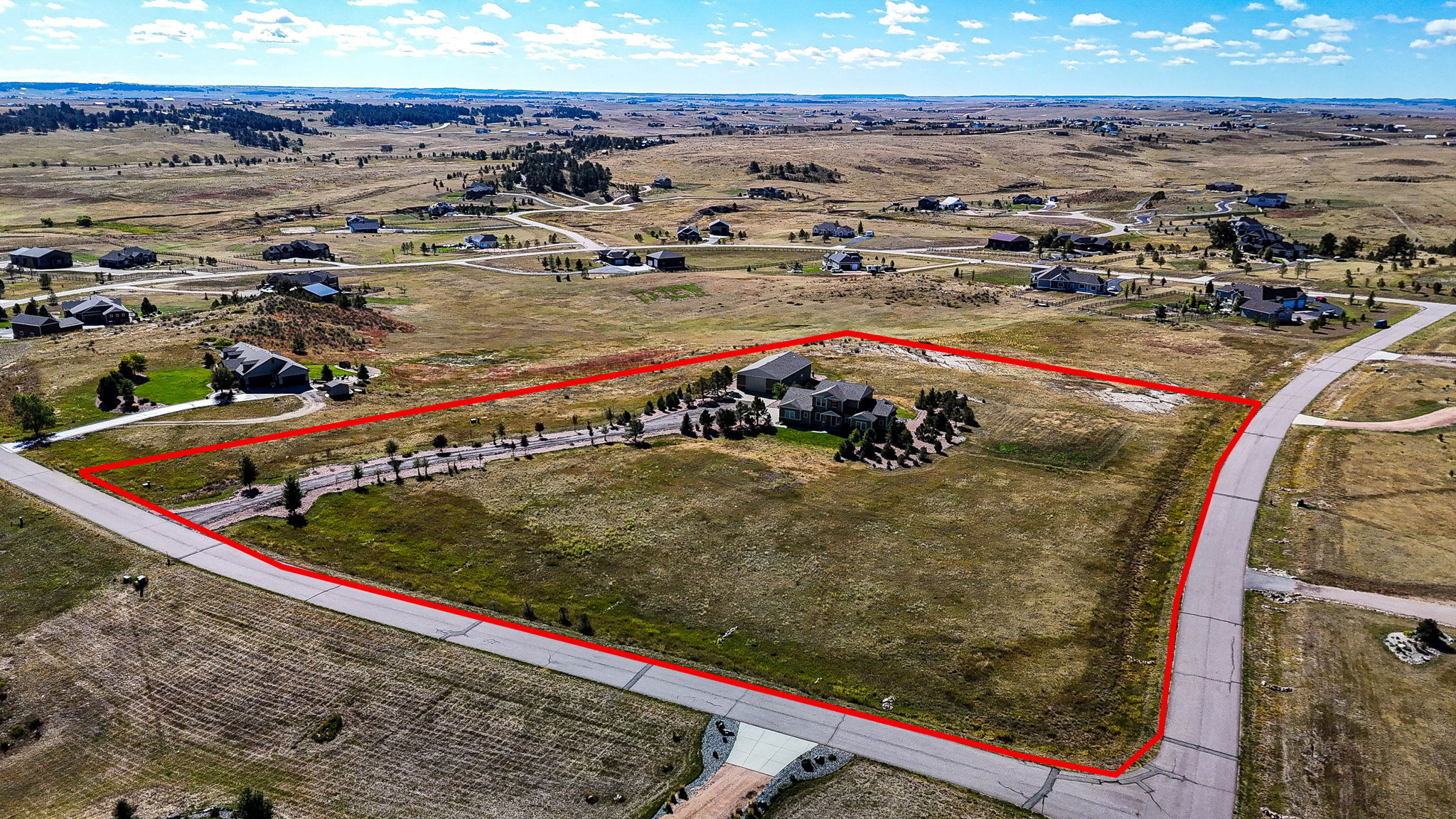 Property Lines are Approximate and not a survey