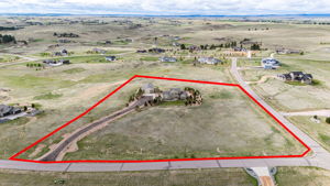 Property Lines are Approximate and not a survey