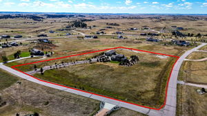 Property Lines are Approximate and not a survey