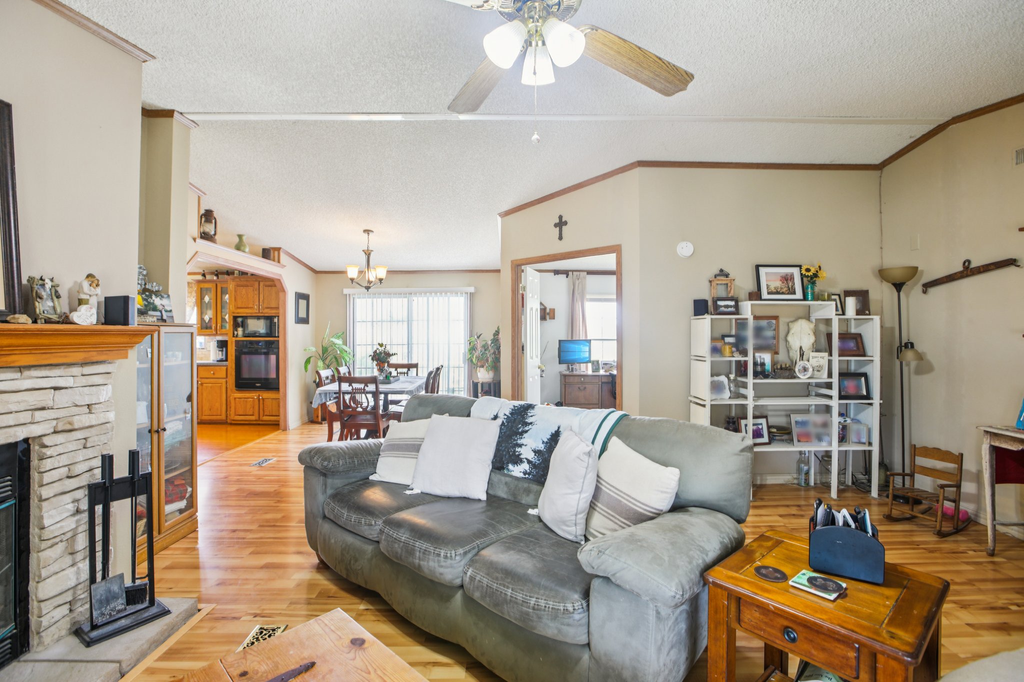 Hofferek Rd-S1808-010.jpg