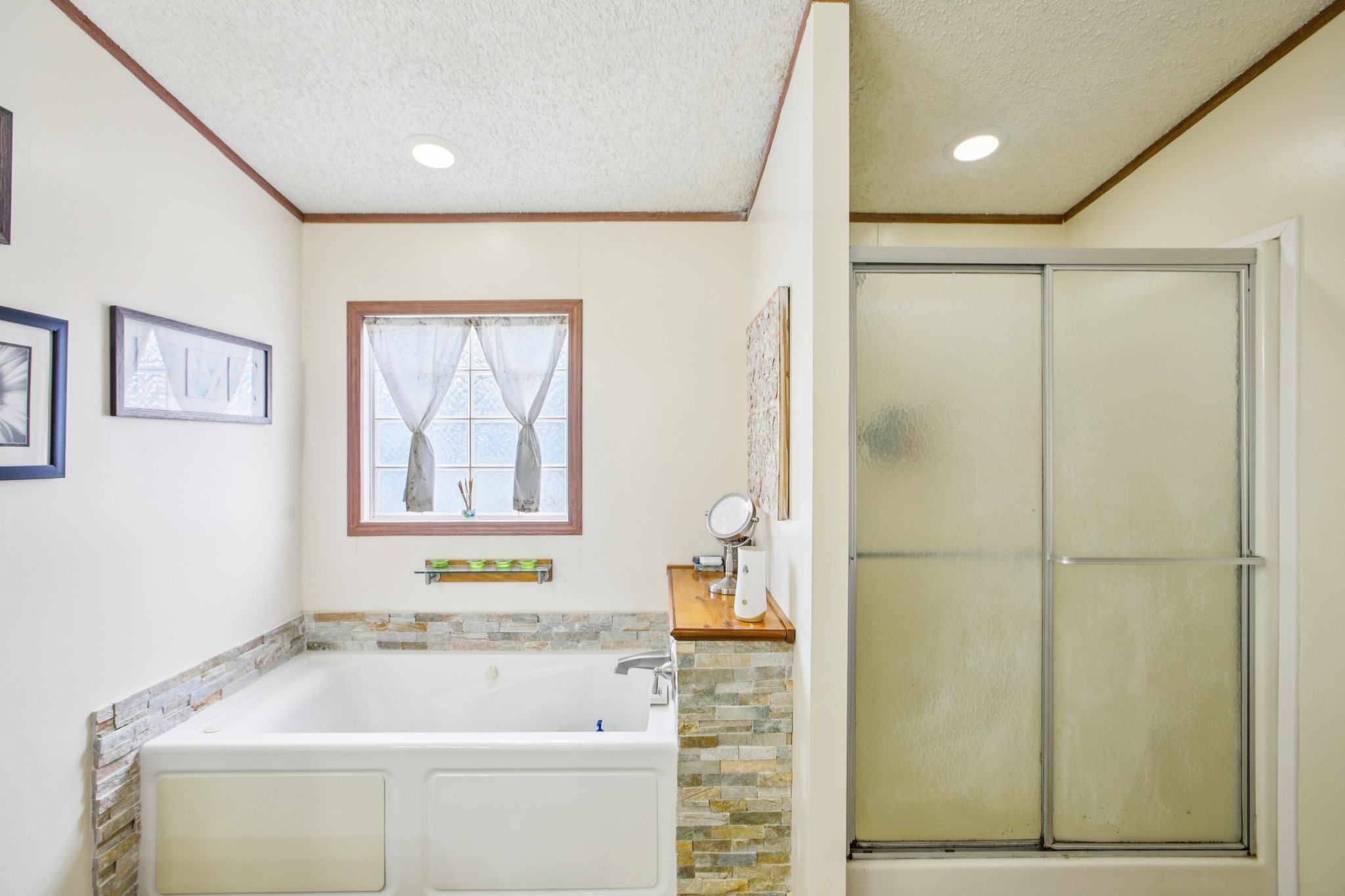 Hofferek Rd-S1808-025.jpg