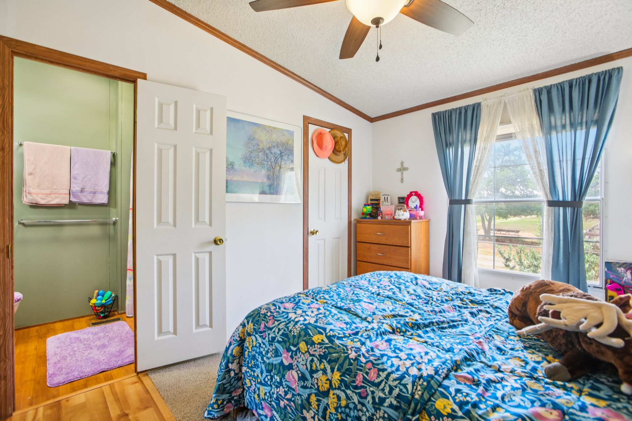 Hofferek Rd-S1808-035.jpg