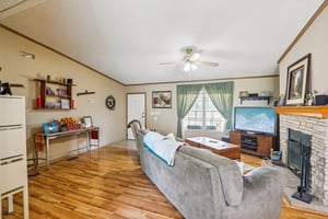 Hofferek Rd-S1808-007.jpg