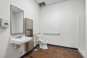  Photo 38