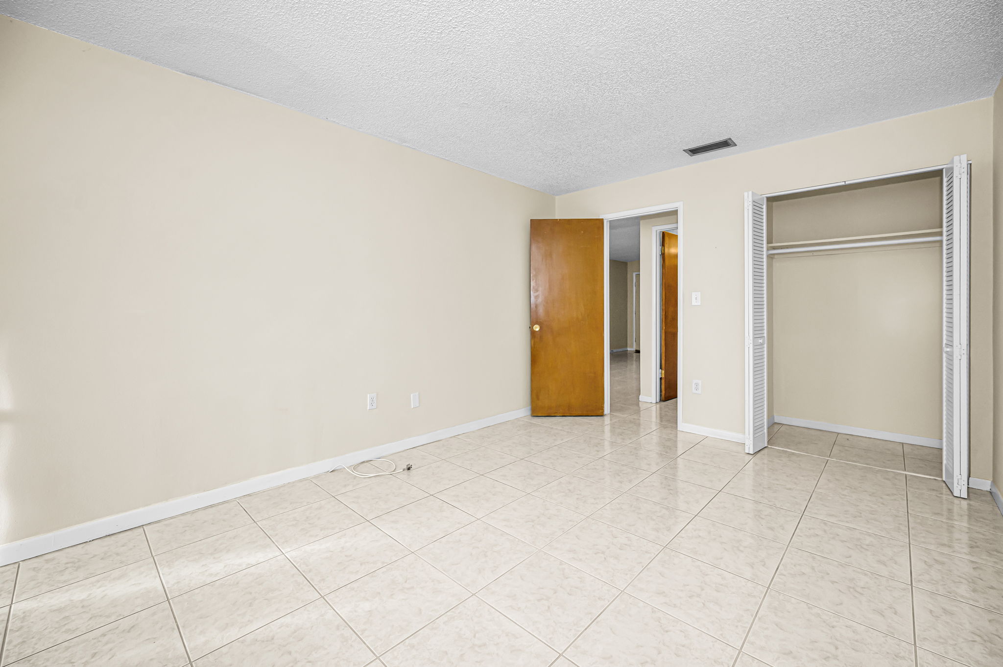 Bedroom1c