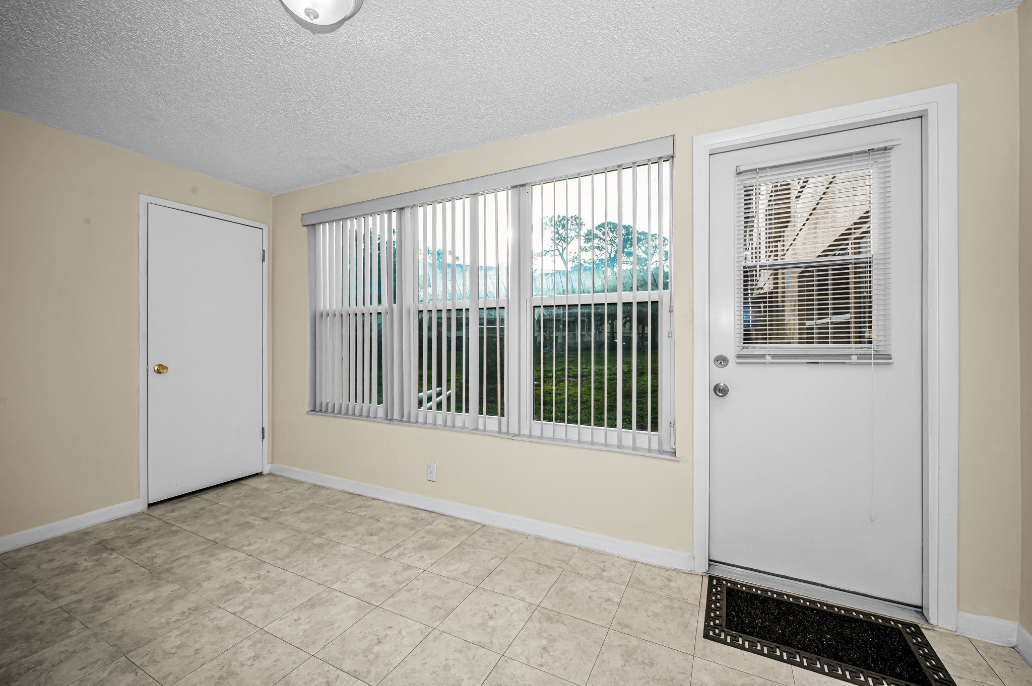 Sun Room1