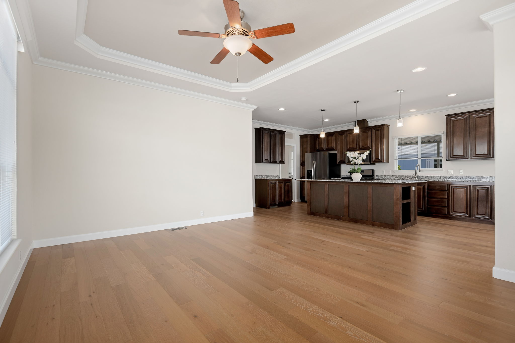 06-Living Area
