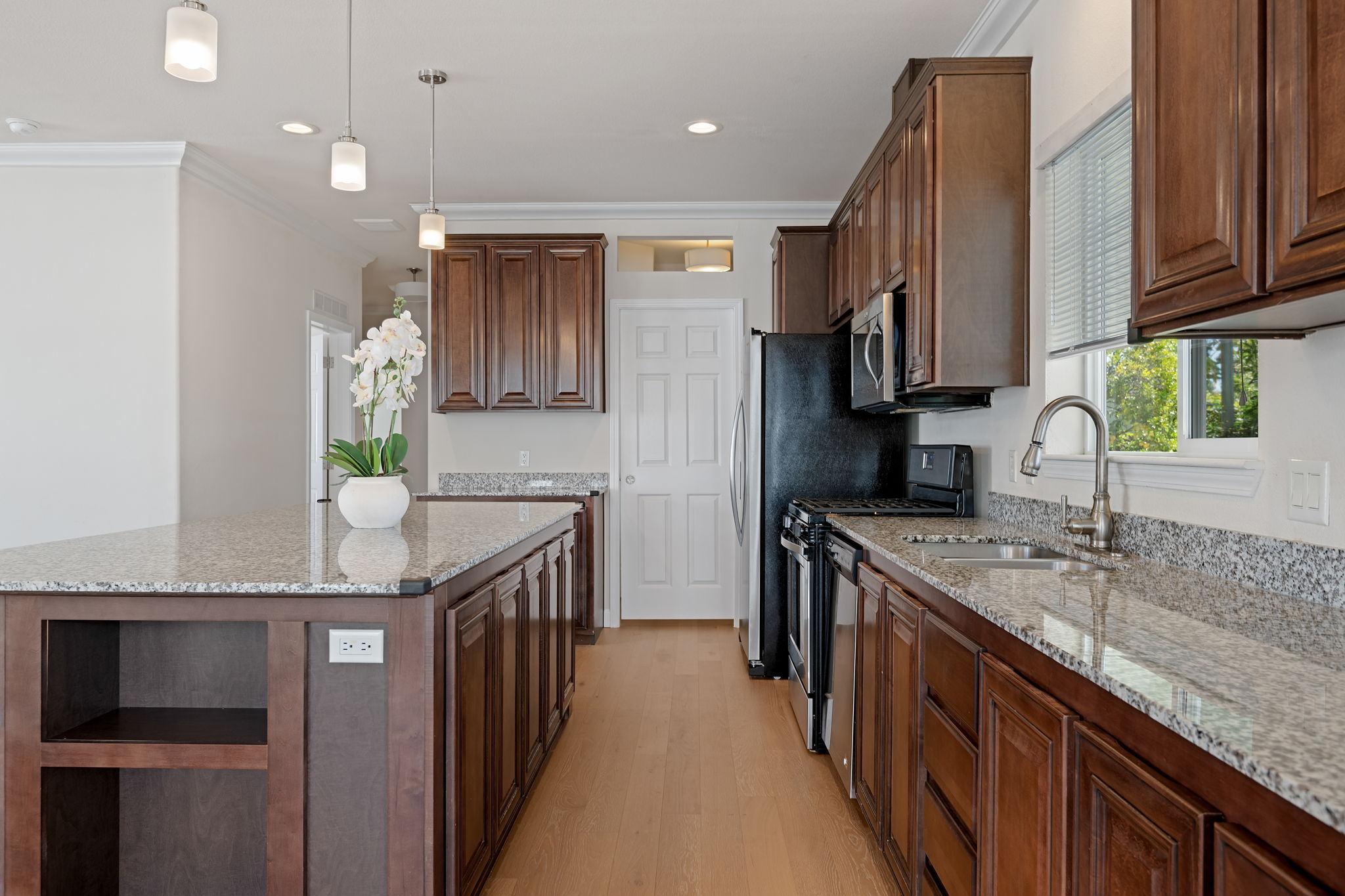 09-Kitchen