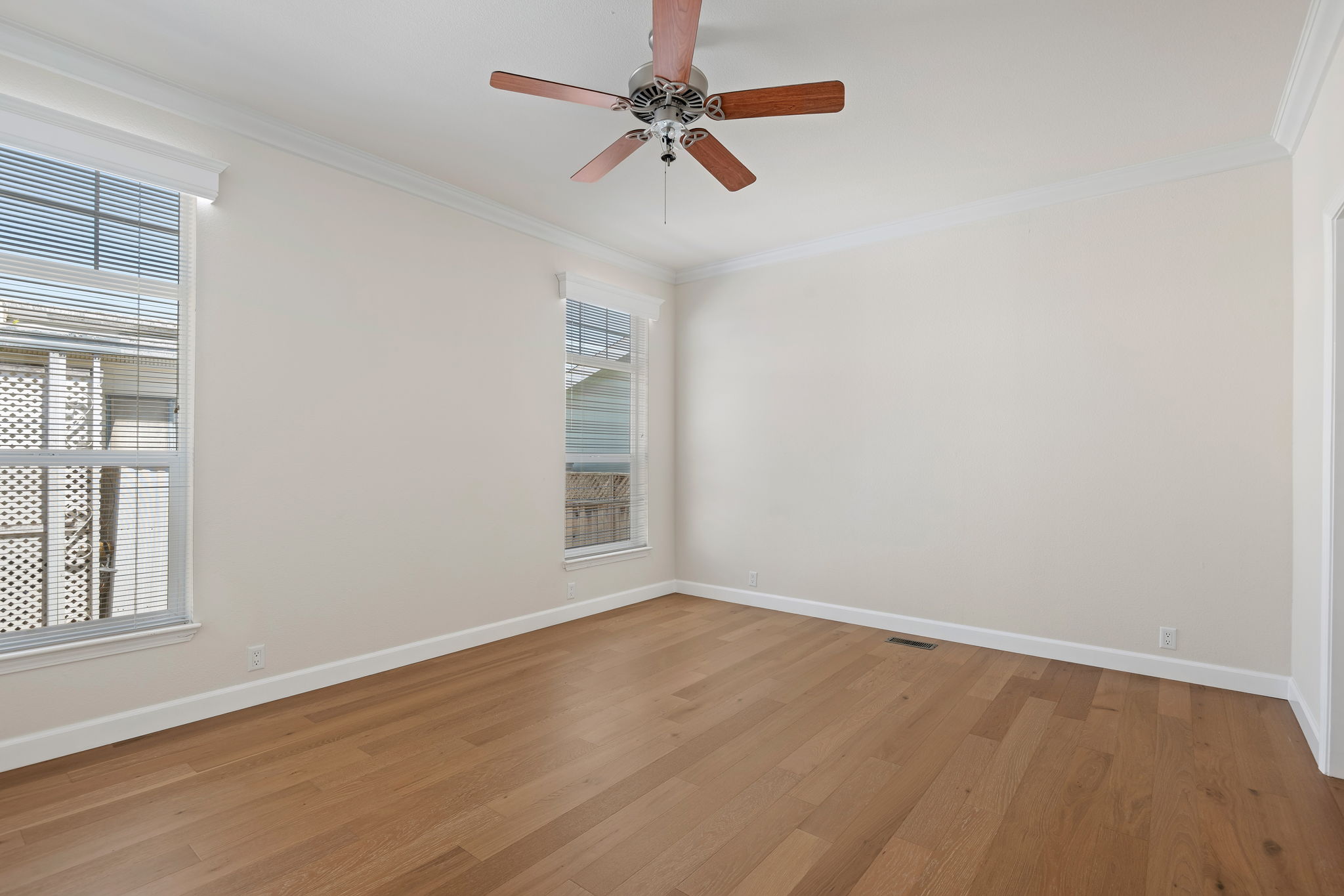 14-Primary Bedroom