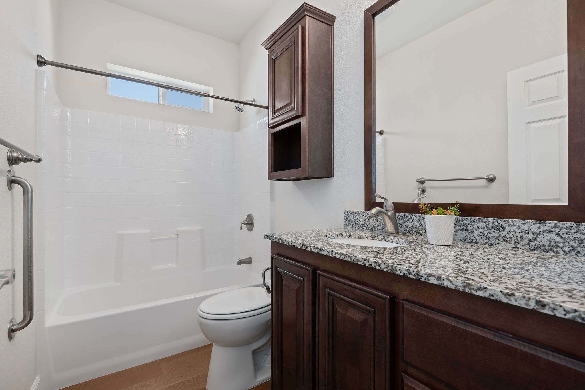 20-Bathroom 2