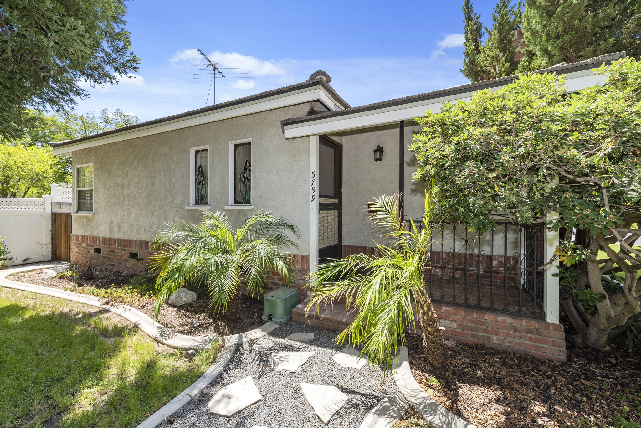 5759 Buffalo Ave, Van Nuys, CA 91401, USA Photo 5