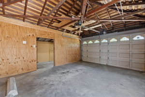 5759 Buffalo Ave, Van Nuys, CA 91401, USA Photo 27