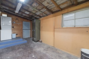 5759 Buffalo Ave, Van Nuys, CA 91401, USA Photo 28