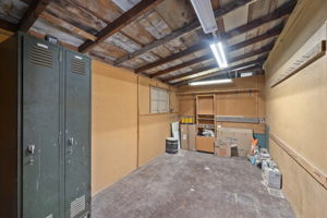 5759 Buffalo Ave, Van Nuys, CA 91401, USA Photo 29