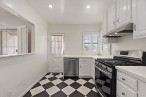 5759 Buffalo Ave, Van Nuys, CA 91401, USA Photo 12