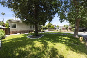 5759 Buffalo Ave, Van Nuys, CA 91401, USA Photo 3