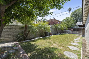 5759 Buffalo Ave, Van Nuys, CA 91401, USA Photo 24