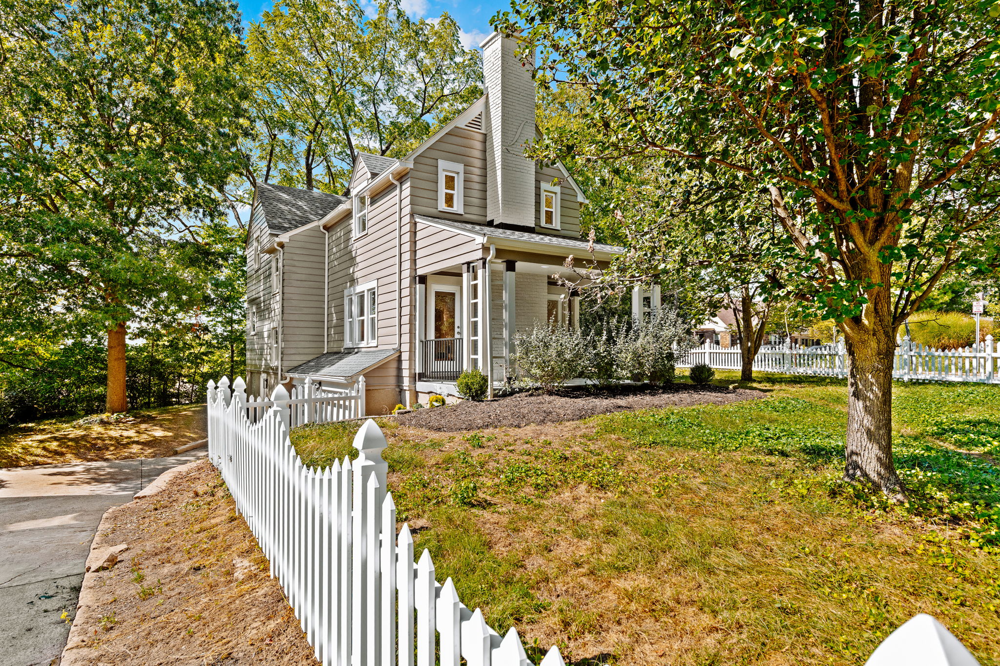  Photo 7