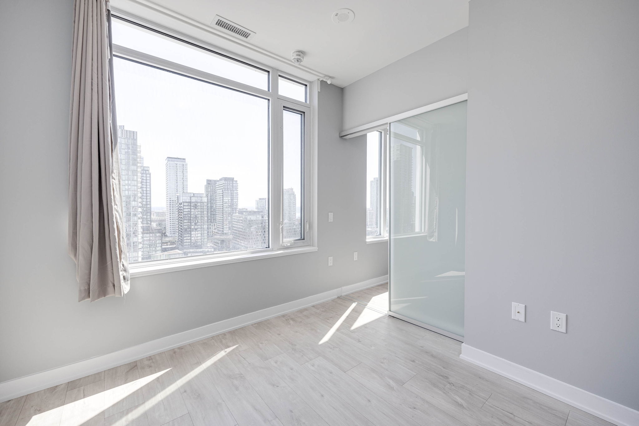 Toronto property showcase — delivered property photograph 20