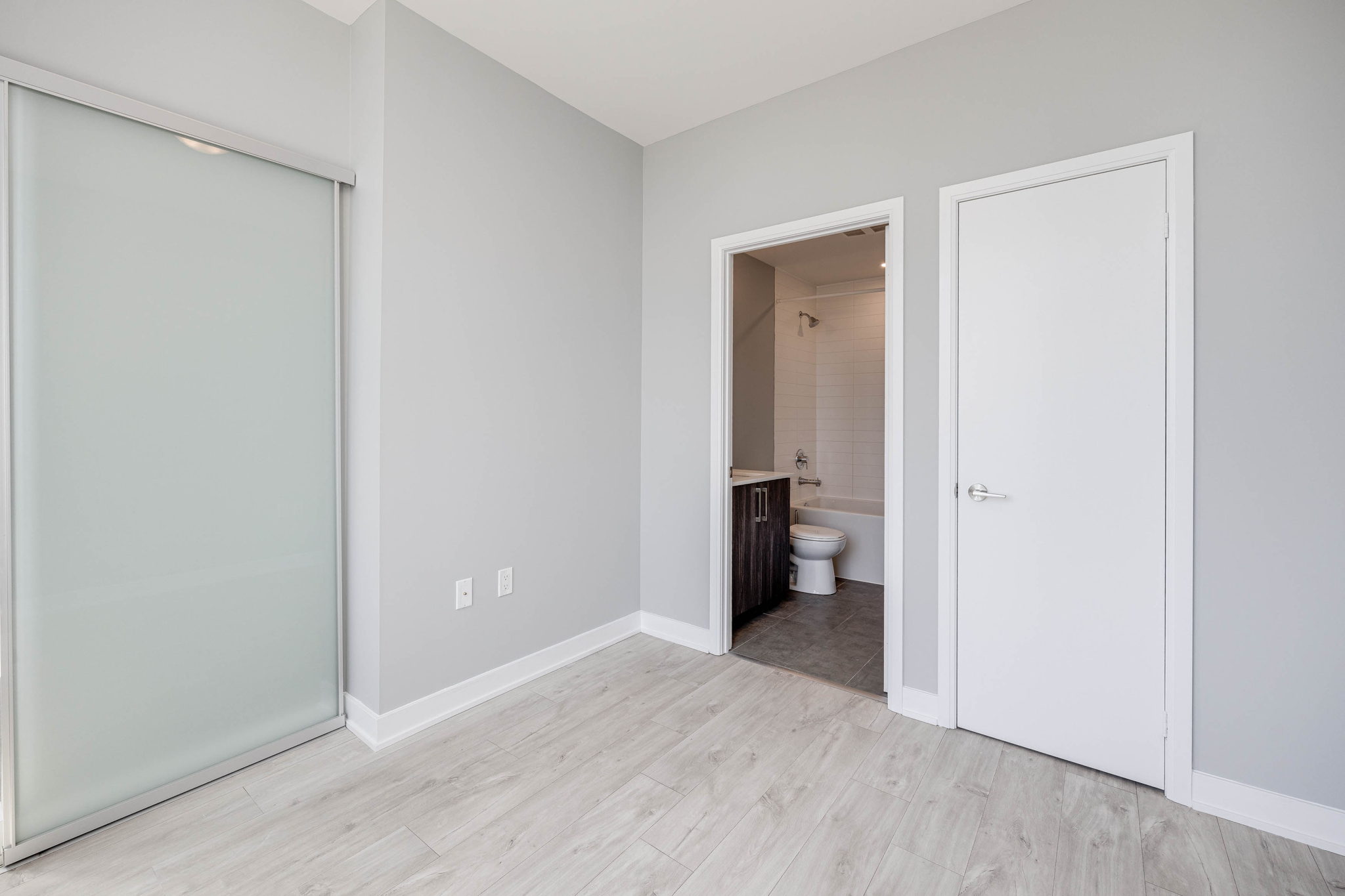 Toronto property showcase — delivered property photograph 19
