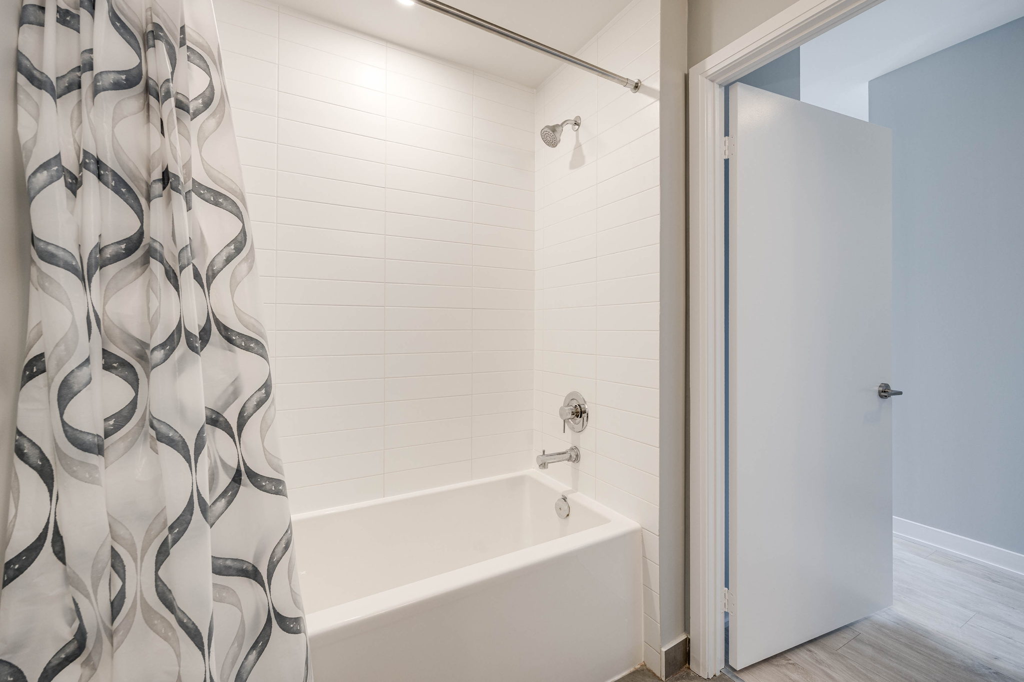 Toronto property showcase — delivered property photograph 17