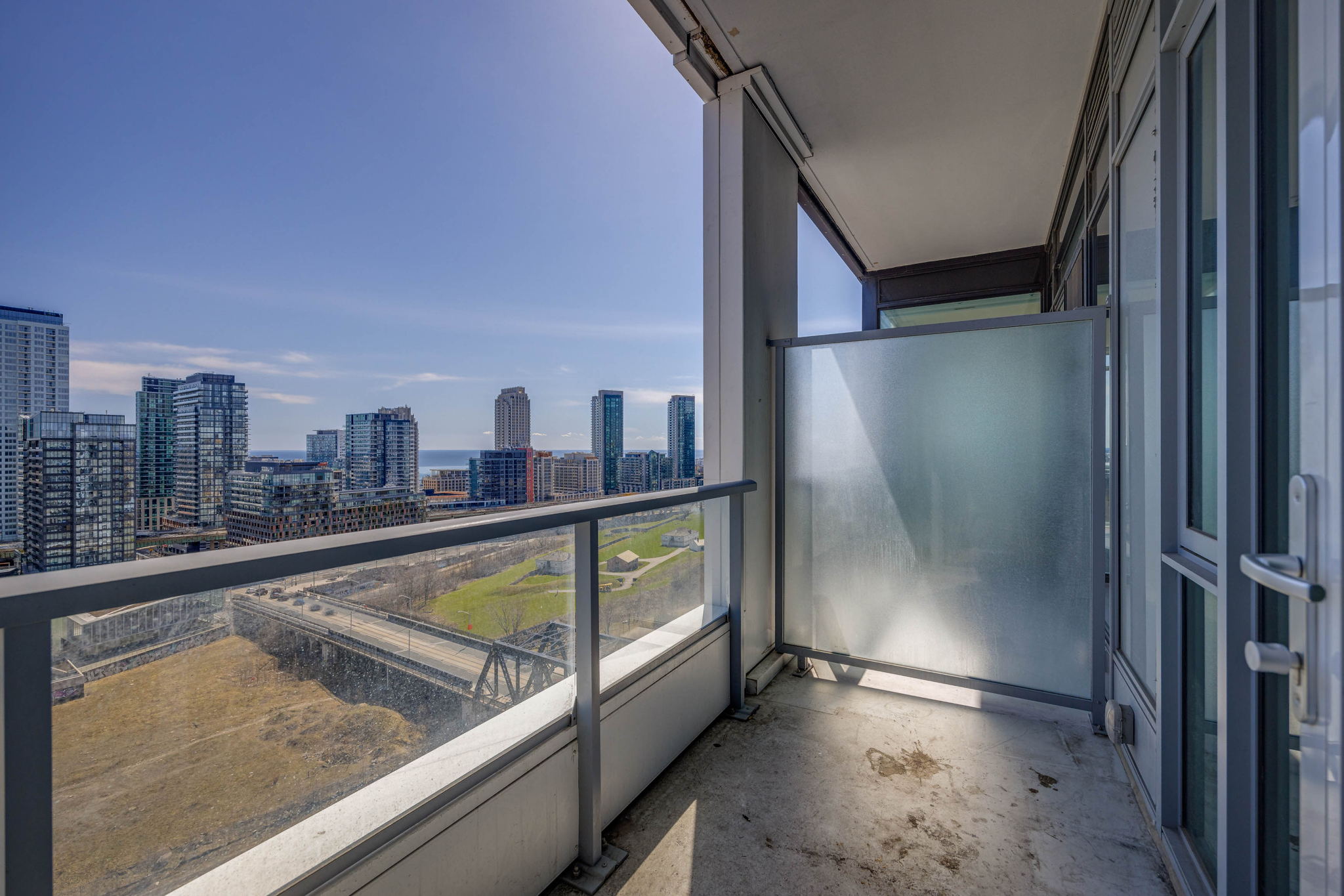Toronto property showcase — delivered property photograph 23
