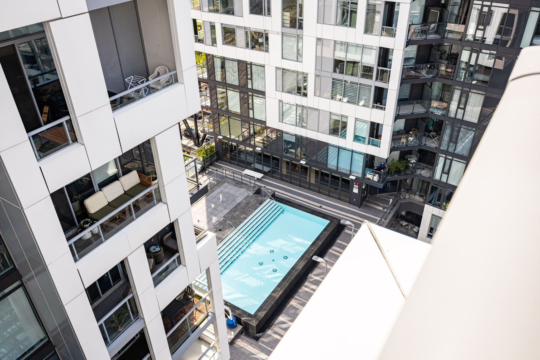 Toronto property showcase — delivered property photograph 35