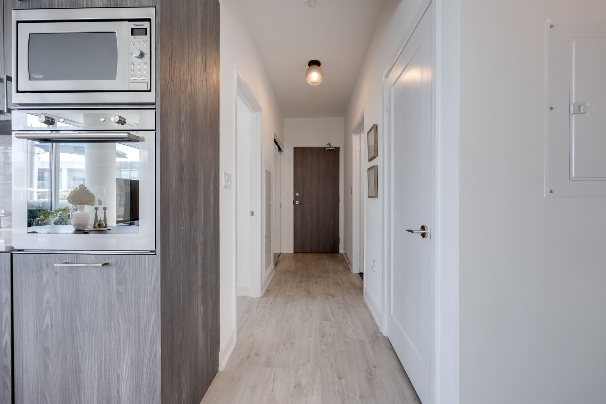 Toronto property showcase — delivered property photograph 18