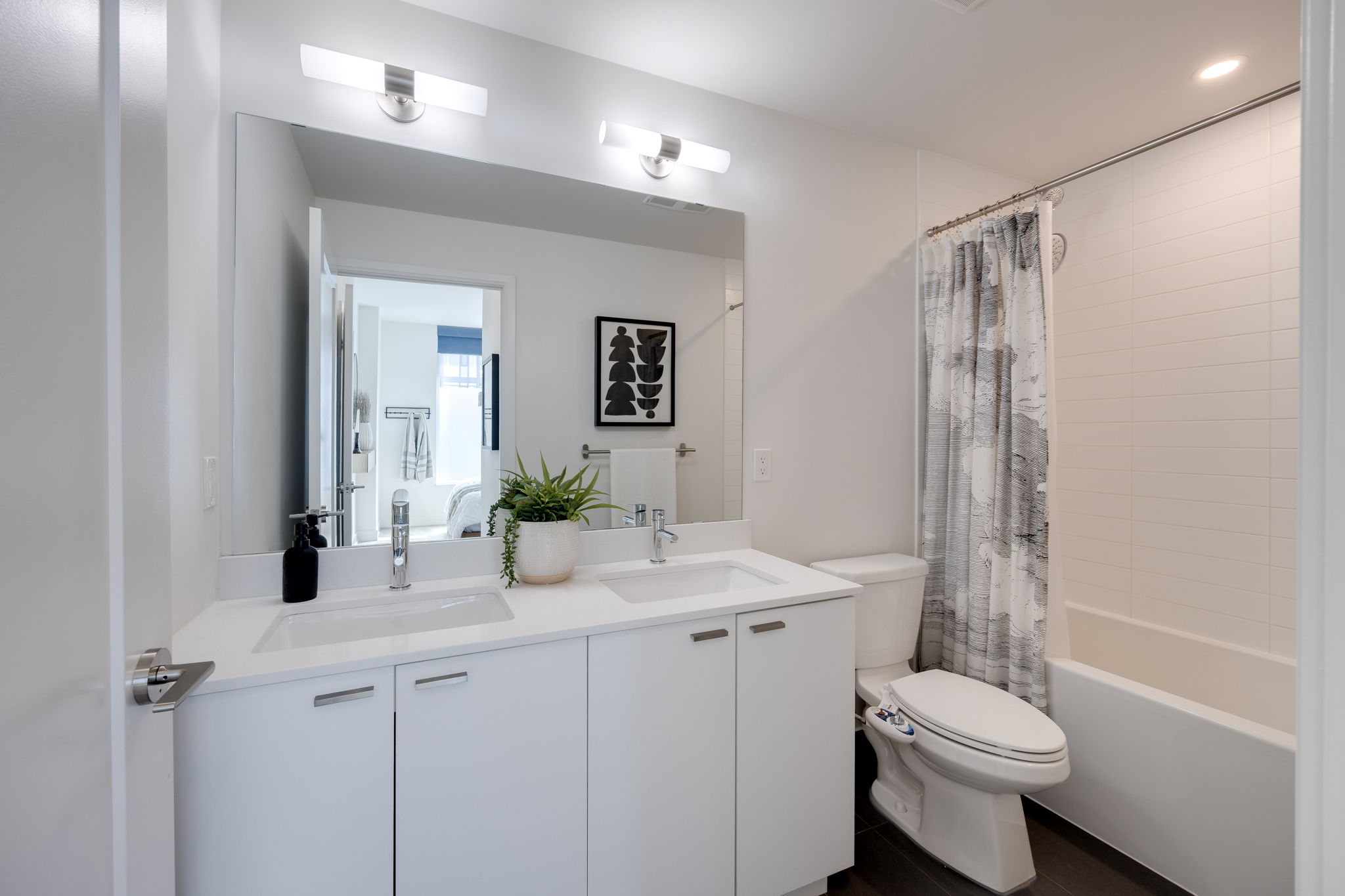 Toronto property showcase — delivered property photograph 26
