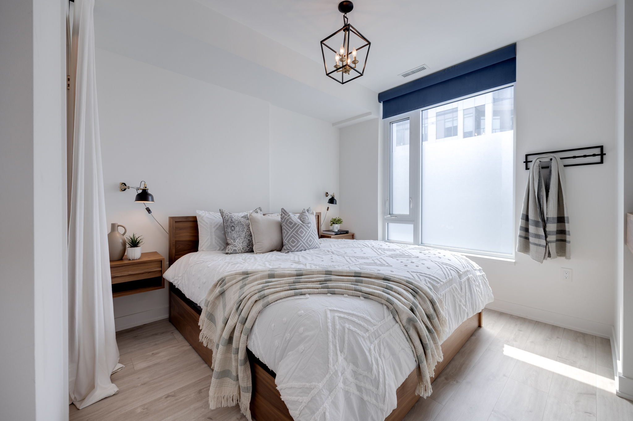 Toronto property showcase — delivered property photograph 24