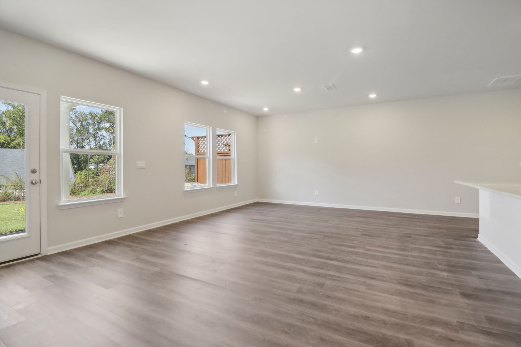 Atlanta - Willowcrest Townhome - 576 Pennsy Aly, Mableton, GA 30126 - 008