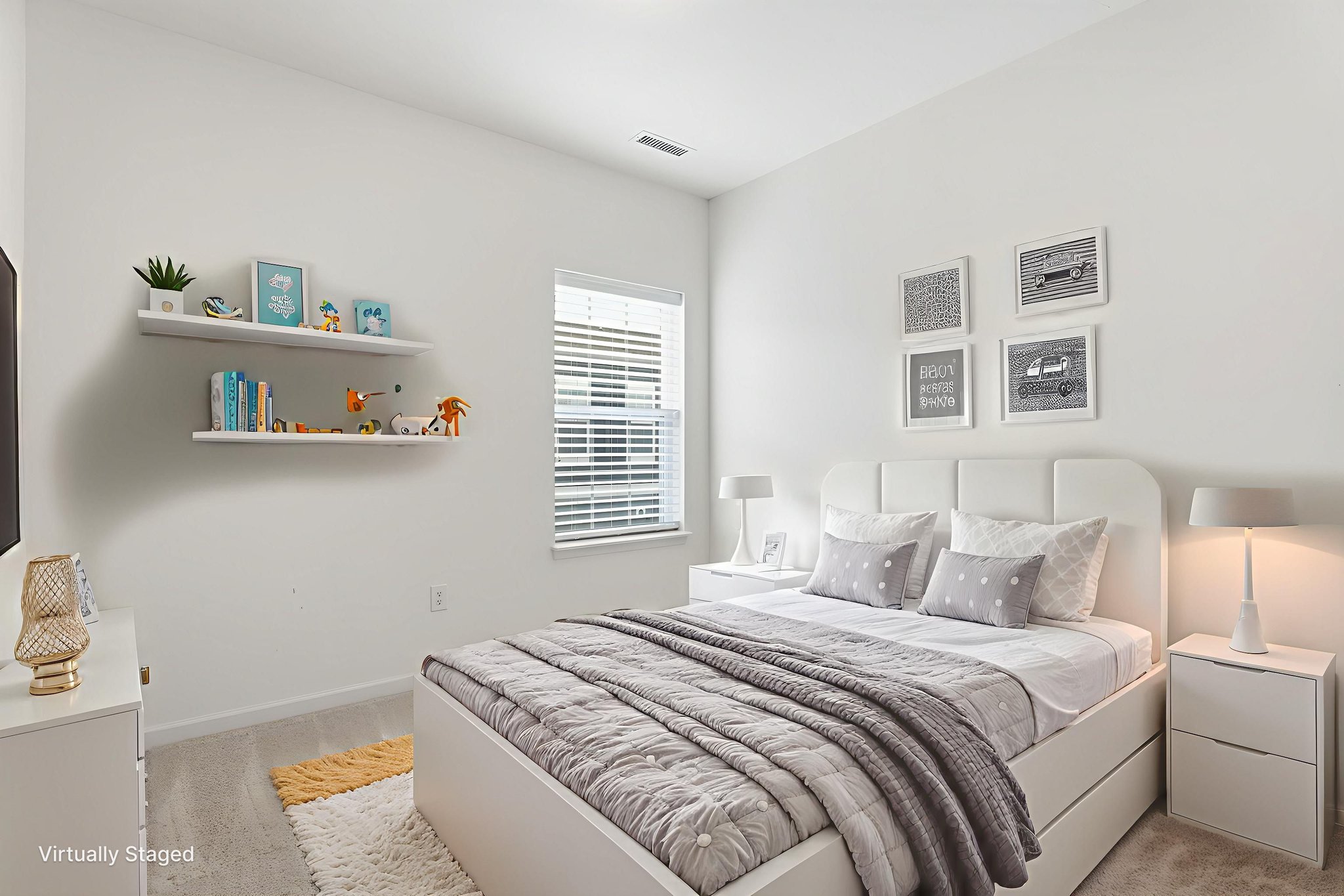 570A9718 (2) virtually staged.jpeg