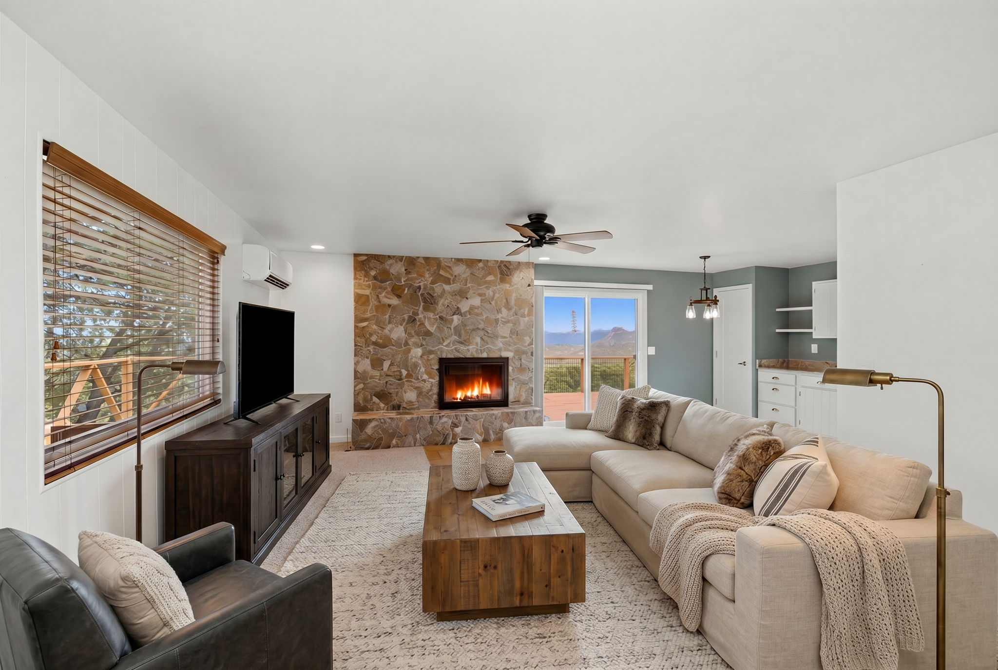 Living Room VS