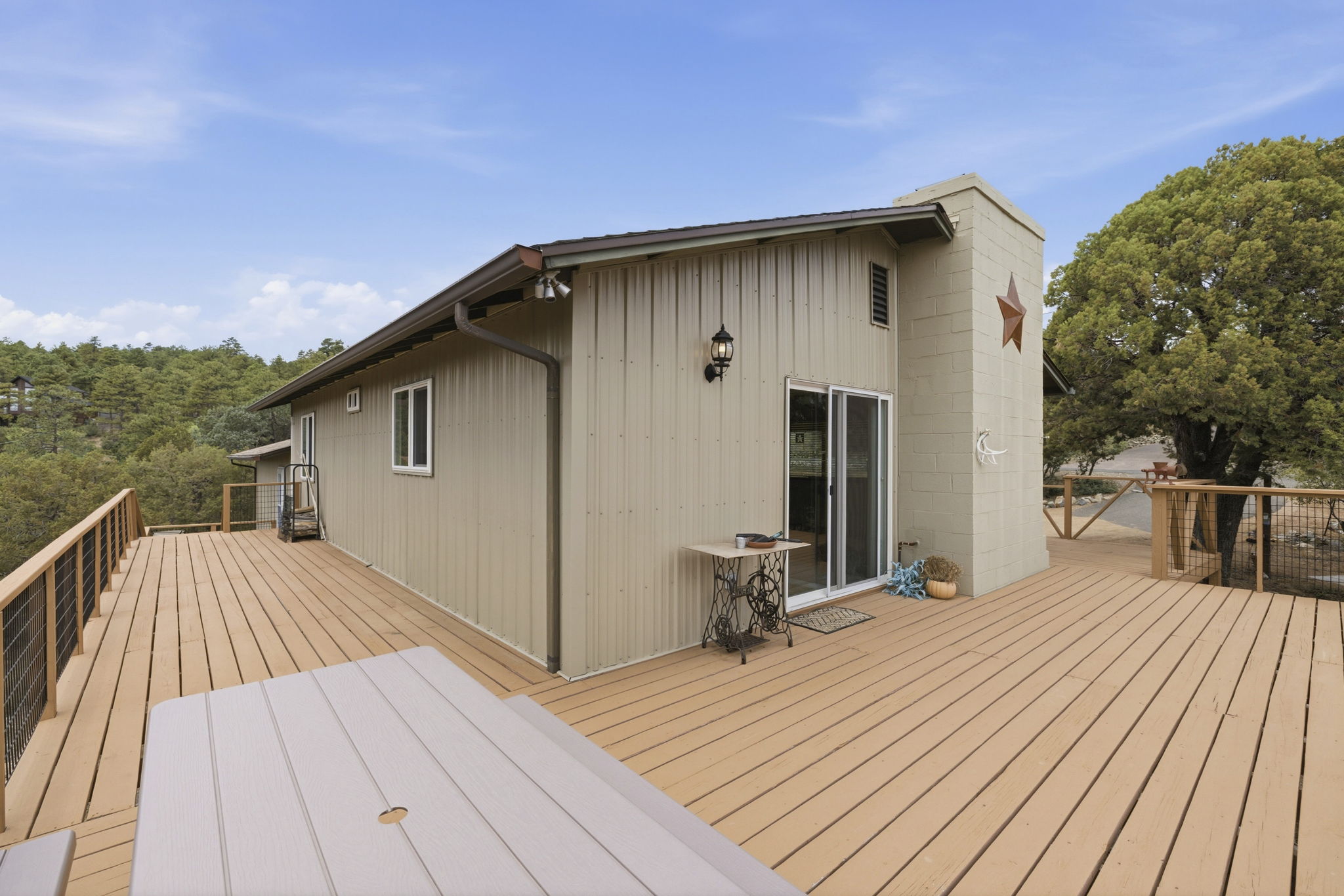 Deck 2
