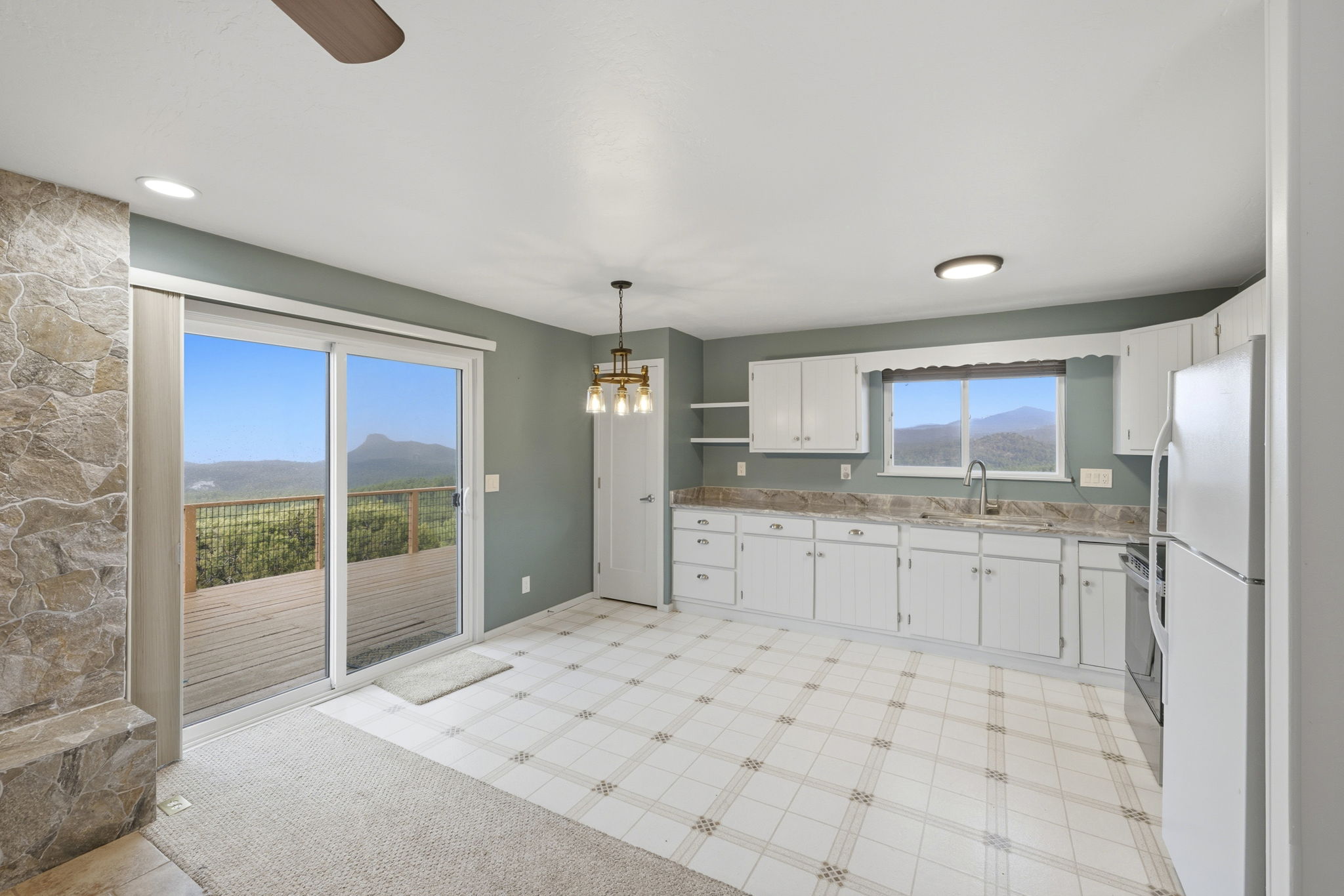 Kitchen 2