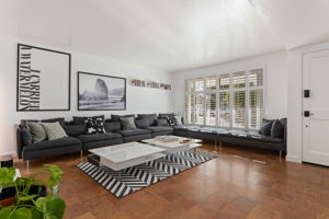 06 - Living Room
