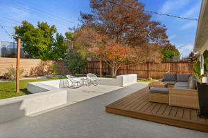 16 - Back Yard