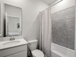  Photo 31