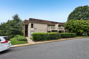 Rexford Ct Unit E-S1109-002.jpg