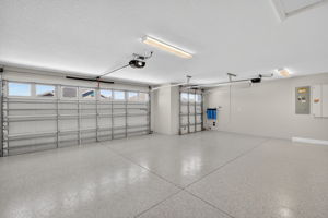 Oversized 661sf Garage and Golf Cart Garage