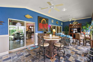 Under-Air Expansive Enclosed Lanai