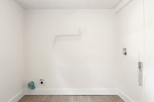  Photo 30