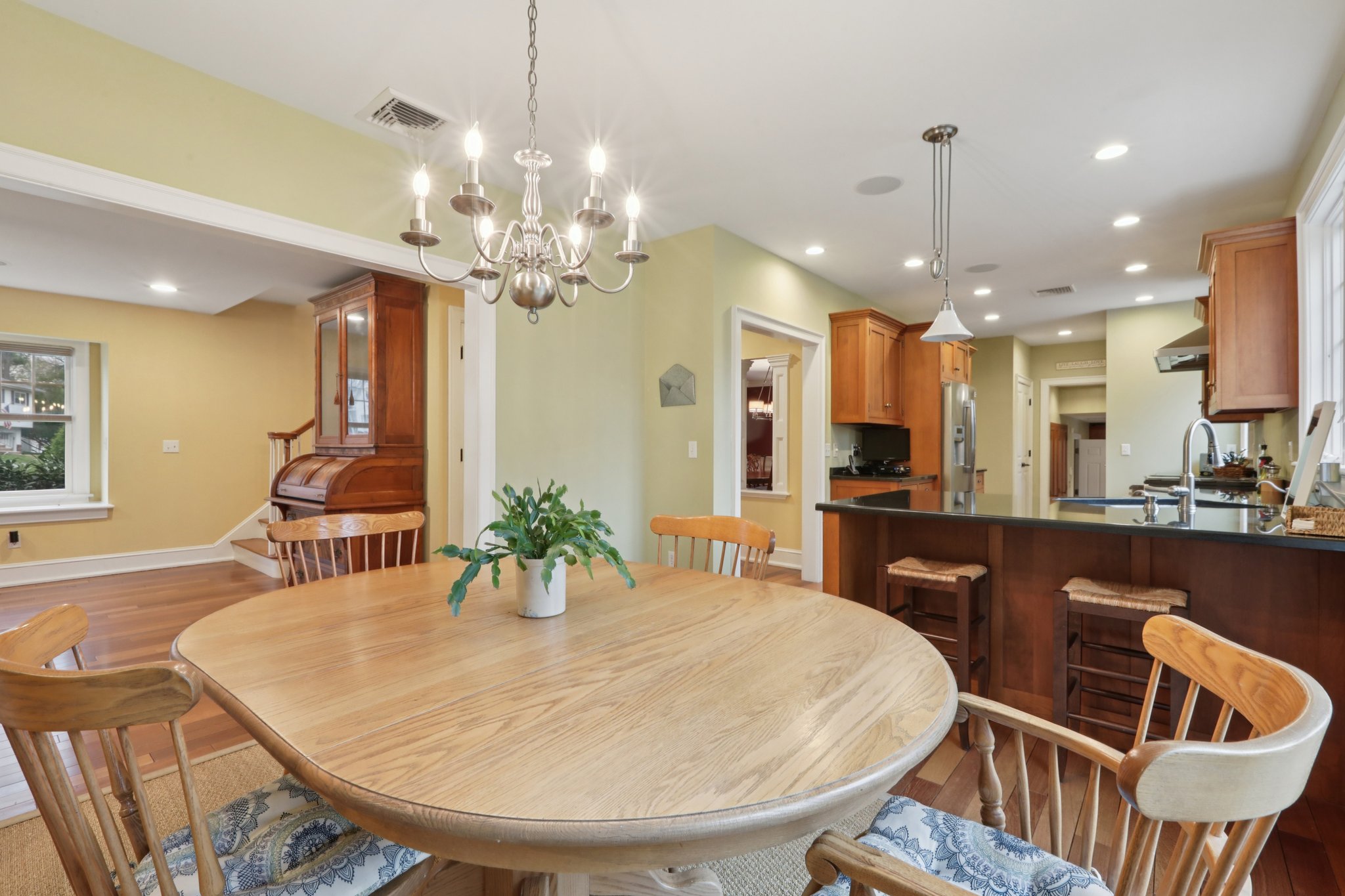 Ridgewood Rd-S1404-020.jpg