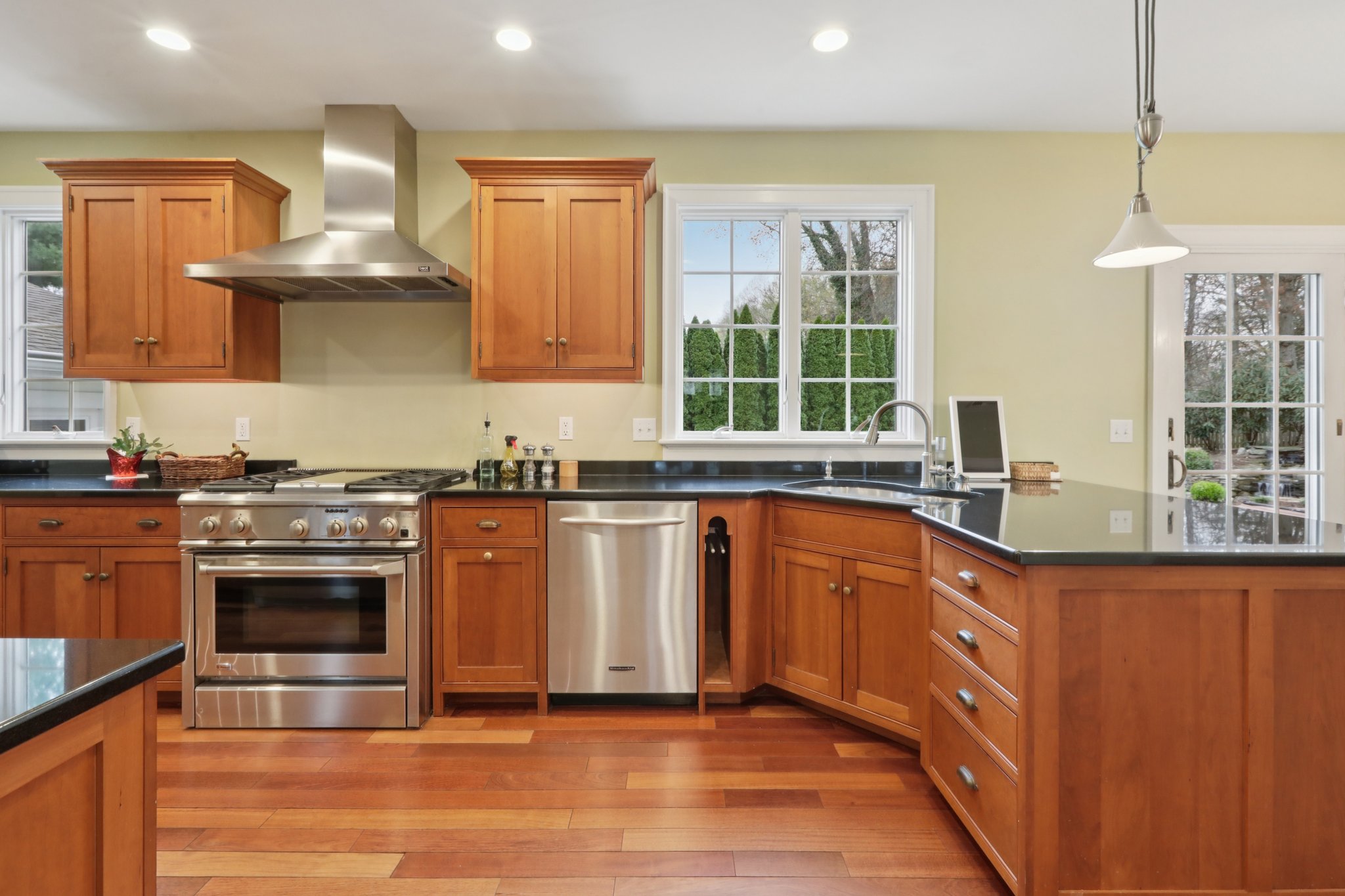 Ridgewood Rd-S1404-023.jpg