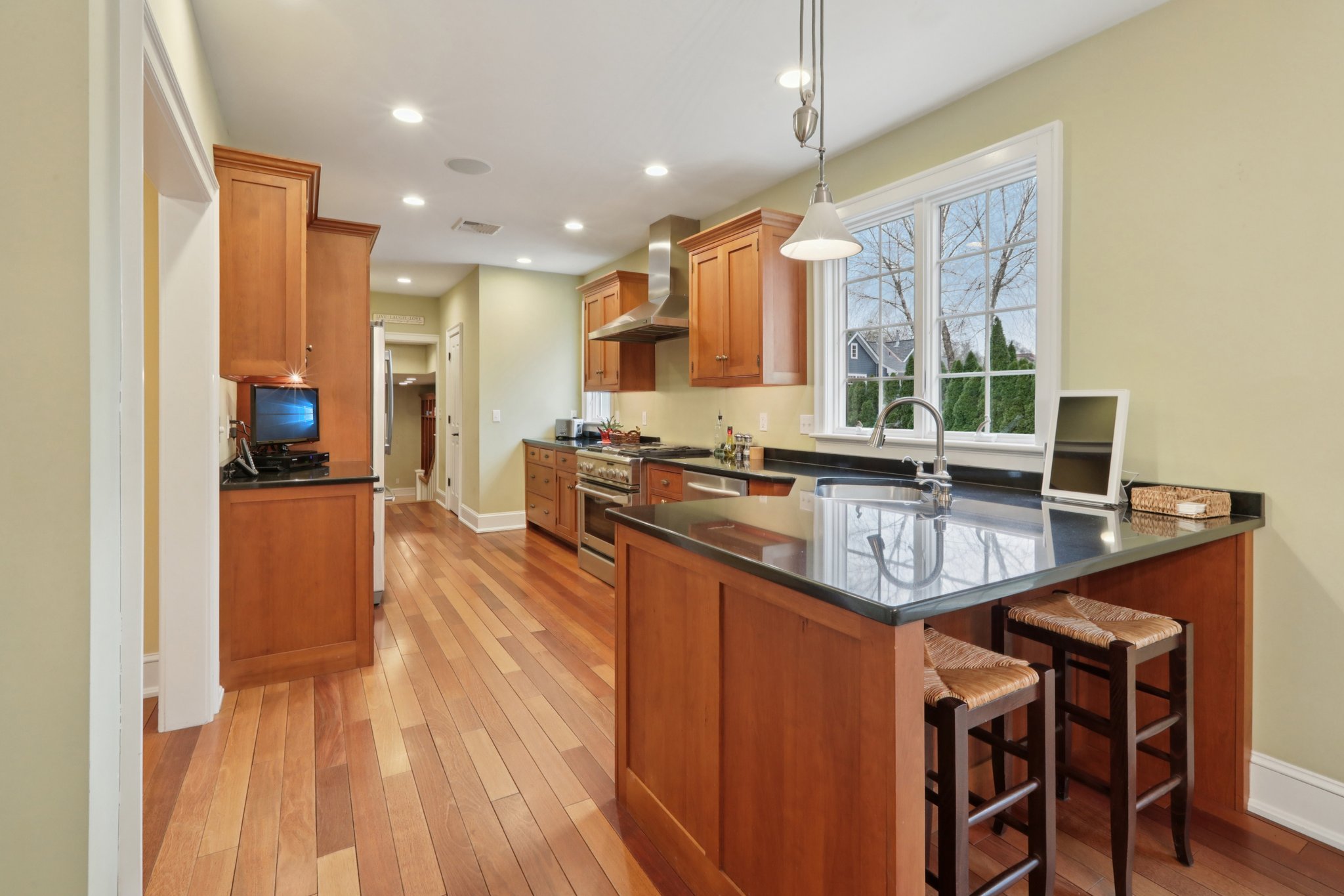 Ridgewood Rd-S1404-025.jpg