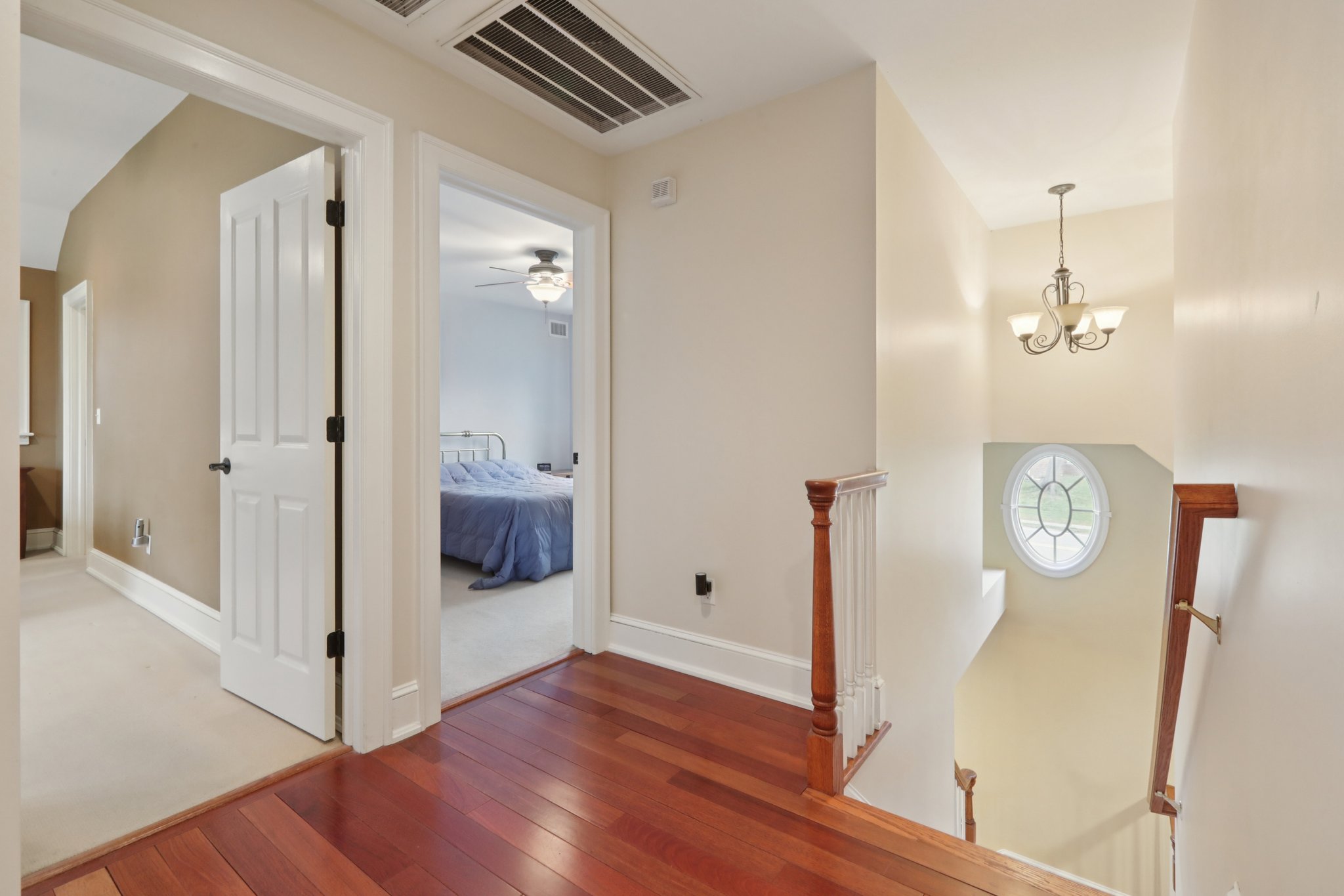 Ridgewood Rd-S1404-033.jpg