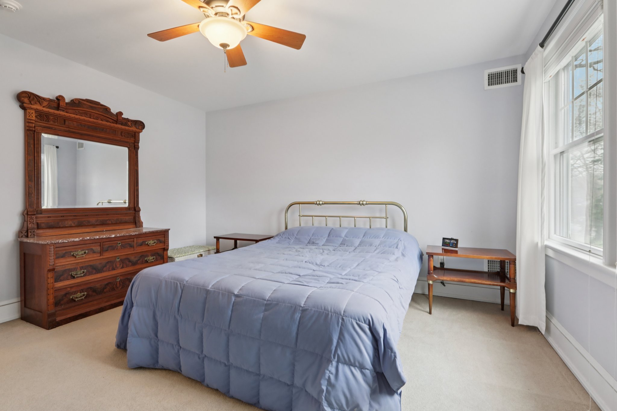 Ridgewood Rd-S1404-036.jpg