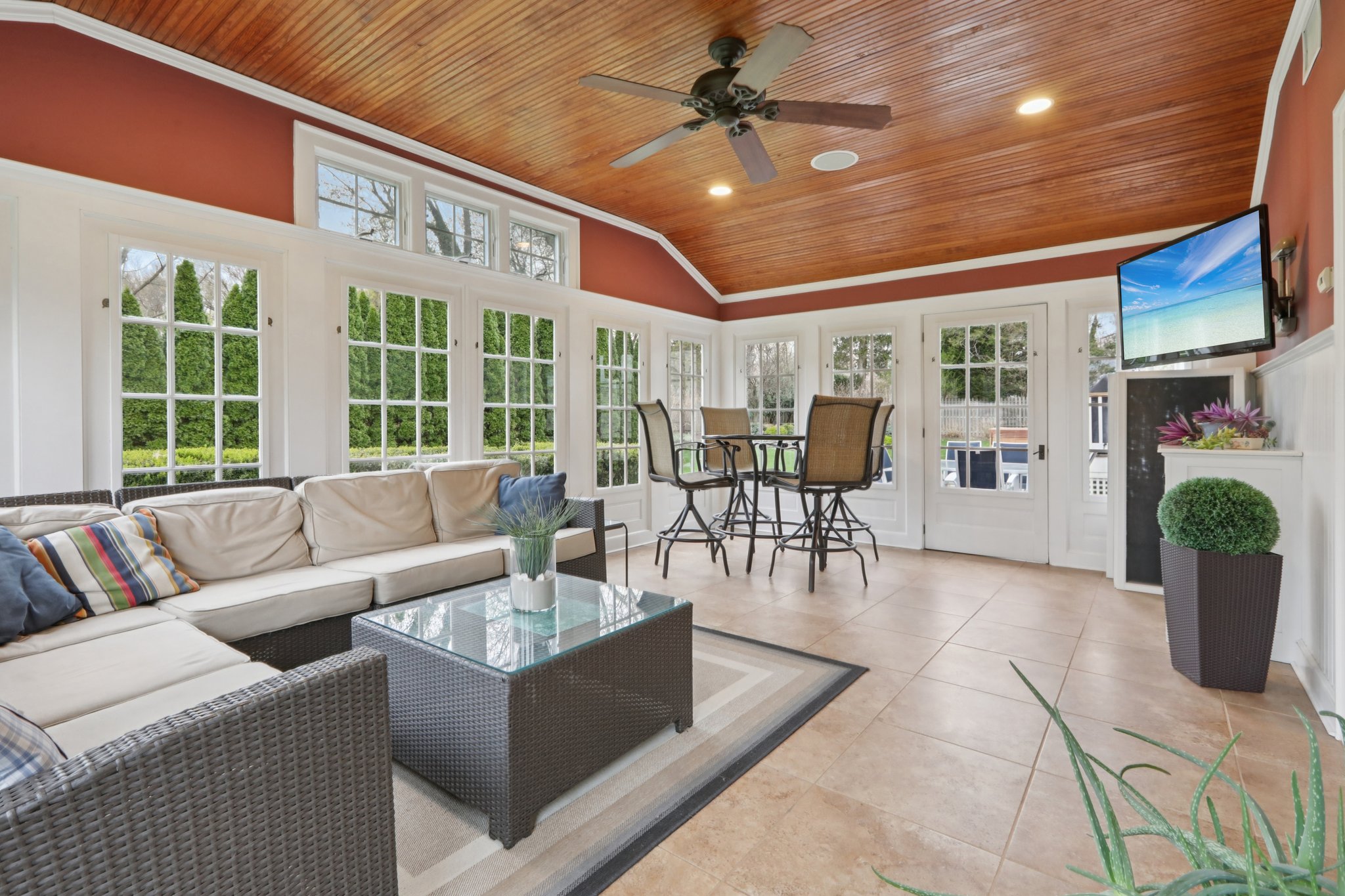 Ridgewood Rd-S1404-071.jpg