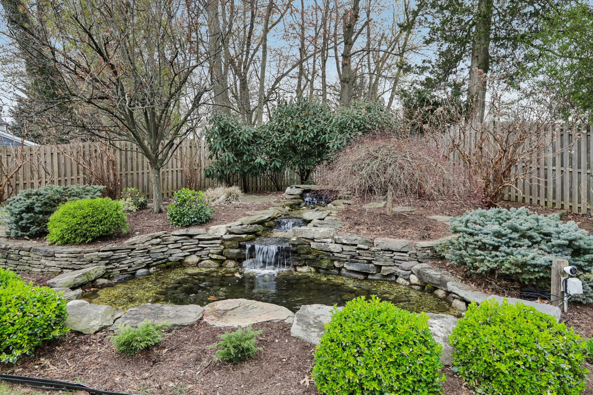 Ridgewood Rd-S1404-089.jpg