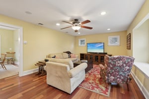 Ridgewood Rd-S1404-015.jpg